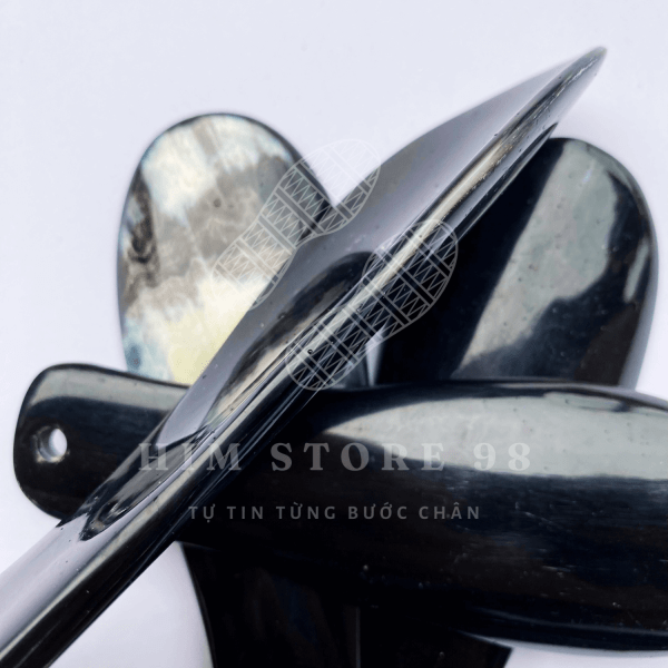 Đón gót giày sừng trâu